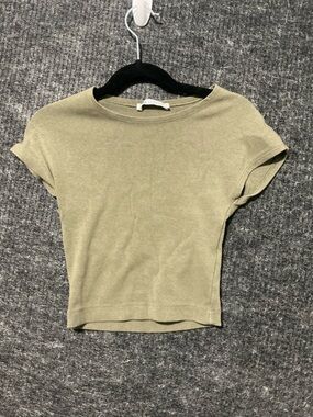 Zara Olive Green Cropped Crewneck Tee